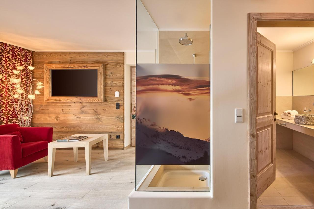 Dolomit Boutique Hotel Ла Виля Екстериор снимка