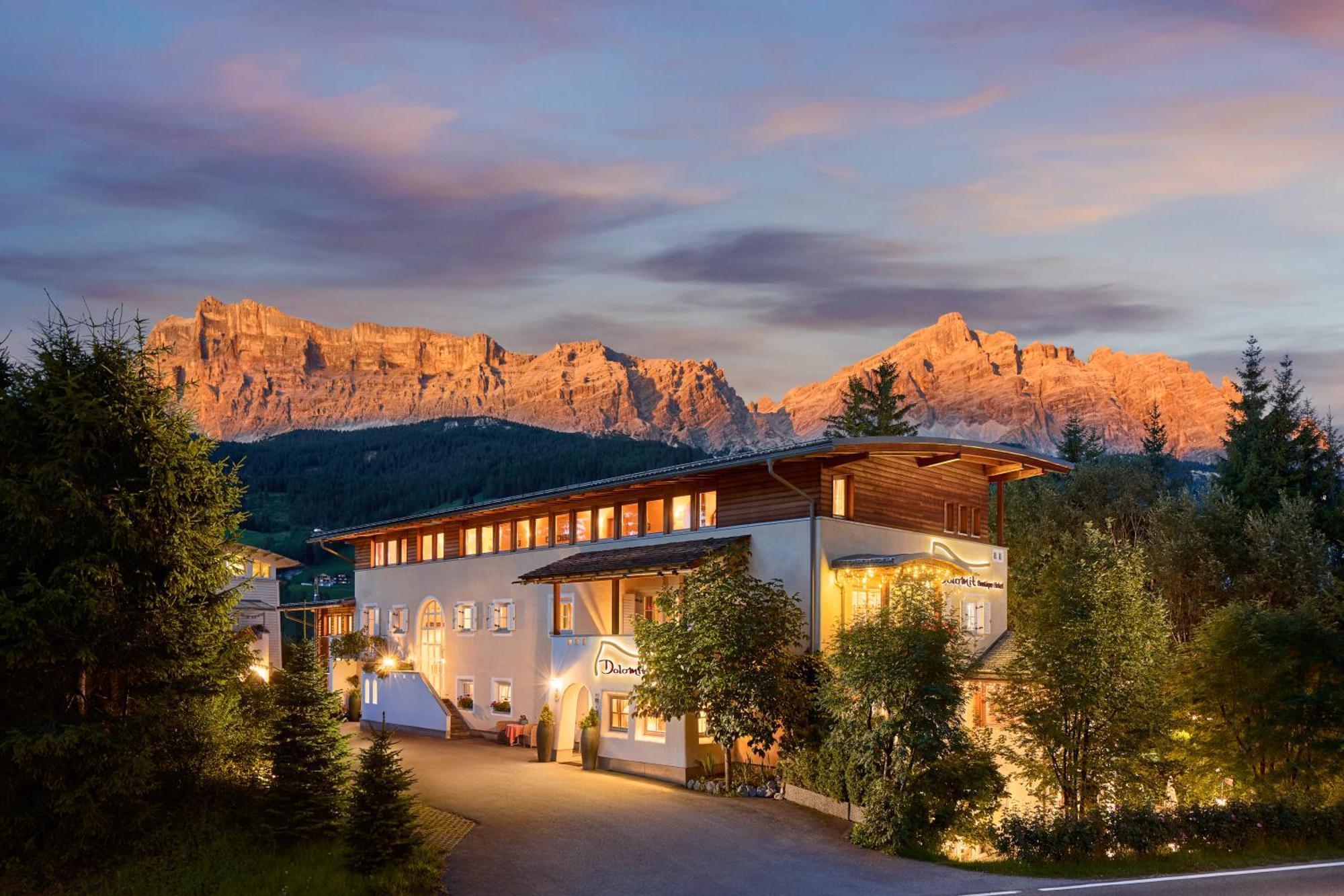 Dolomit Boutique Hotel Ла Виля Екстериор снимка