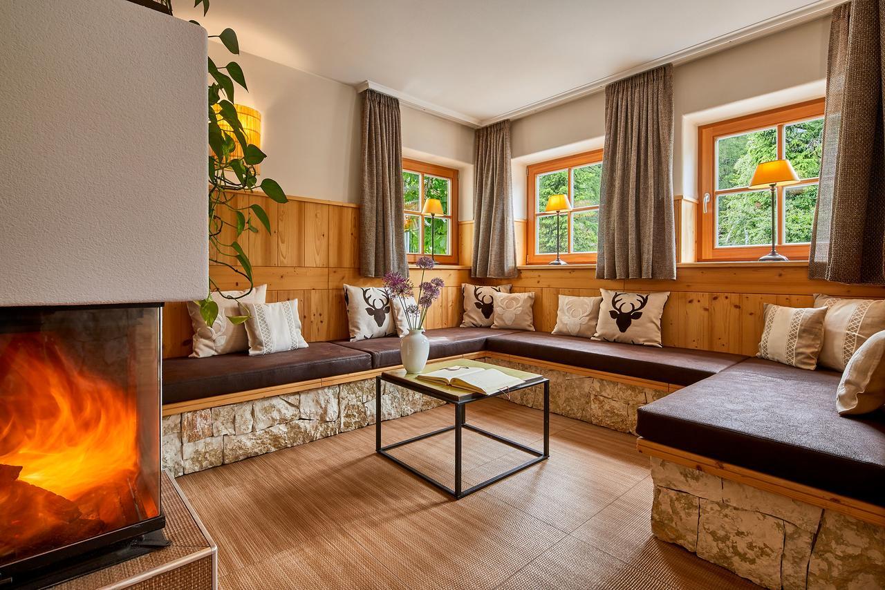 Dolomit Boutique Hotel Ла Виля Екстериор снимка